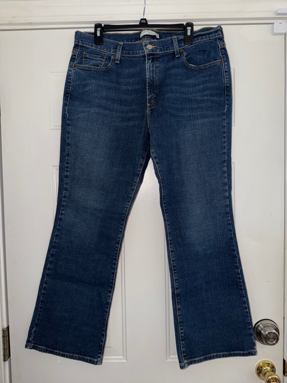 Levi's 514 Dark Blue Bootcut Jeans. Sz 16